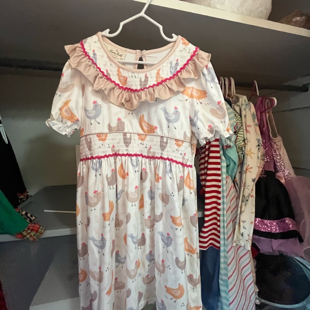 Charming Kids Casual Dress with Chicken Print